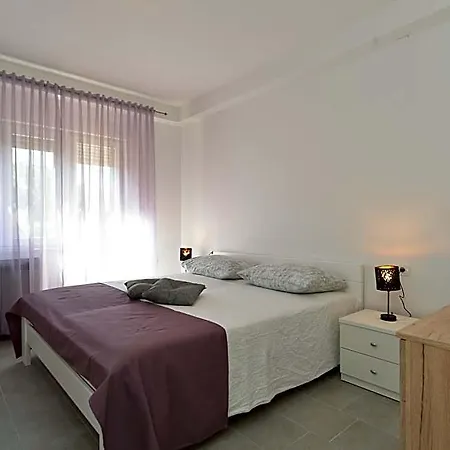 2047 Hotel 4*